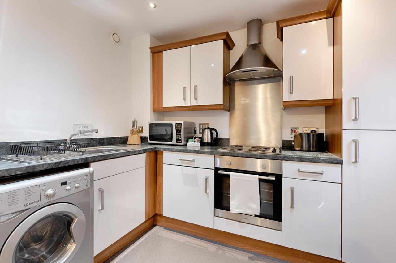 Apartament Parking, Balcony, Fully Equipped Kitchen Swansea Zewnętrze zdjęcie
