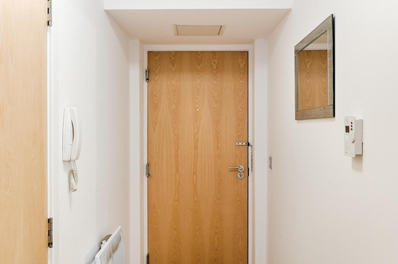 Apartament Parking, Balcony, Fully Equipped Kitchen Swansea Zewnętrze zdjęcie